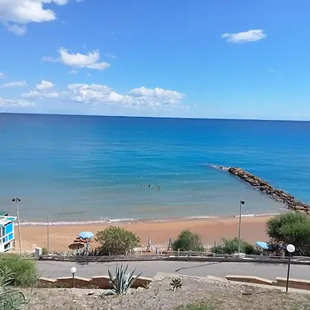 In Villaggio S Cristina Isola Di Capo Rizzuto